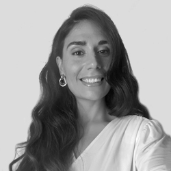 Irene León